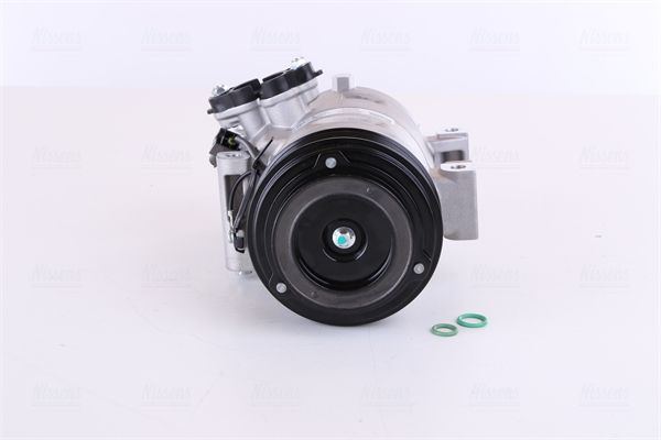 Compressor, airconditioning
