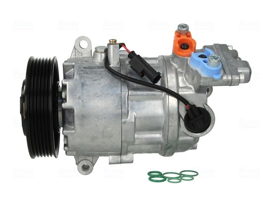 Compressor, airconditioning